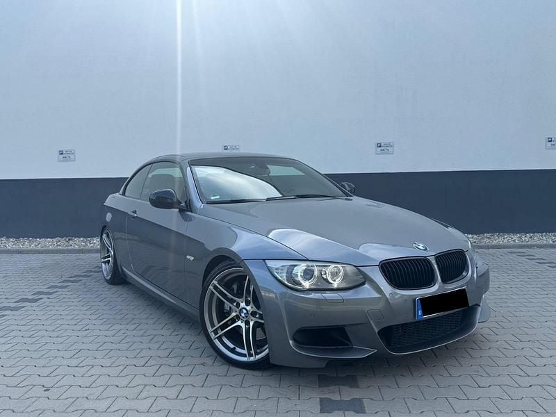 Gebraucht BMW 335 Cabriolet Performance 306 PS (225 kW) 2012 Grau Cabrio