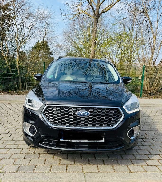Gebraucht Ford Kuga Vignale 150 PS (110 kW) 2017 Schwarz SUV