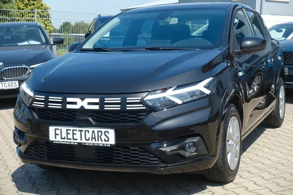 Gebraucht Dacia Sandero Expression 91 PS (66 kW) 2023 Schwarz Limousine
