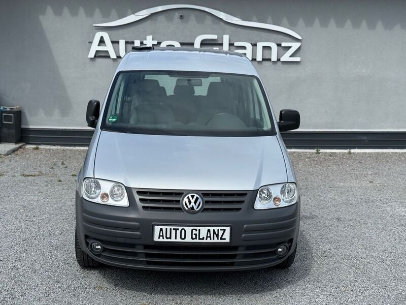 Silber Gebraucht 2010 VW Caddy Van / Kleinbus | 7.990 € (Fairer Preis) - Bild 1/4