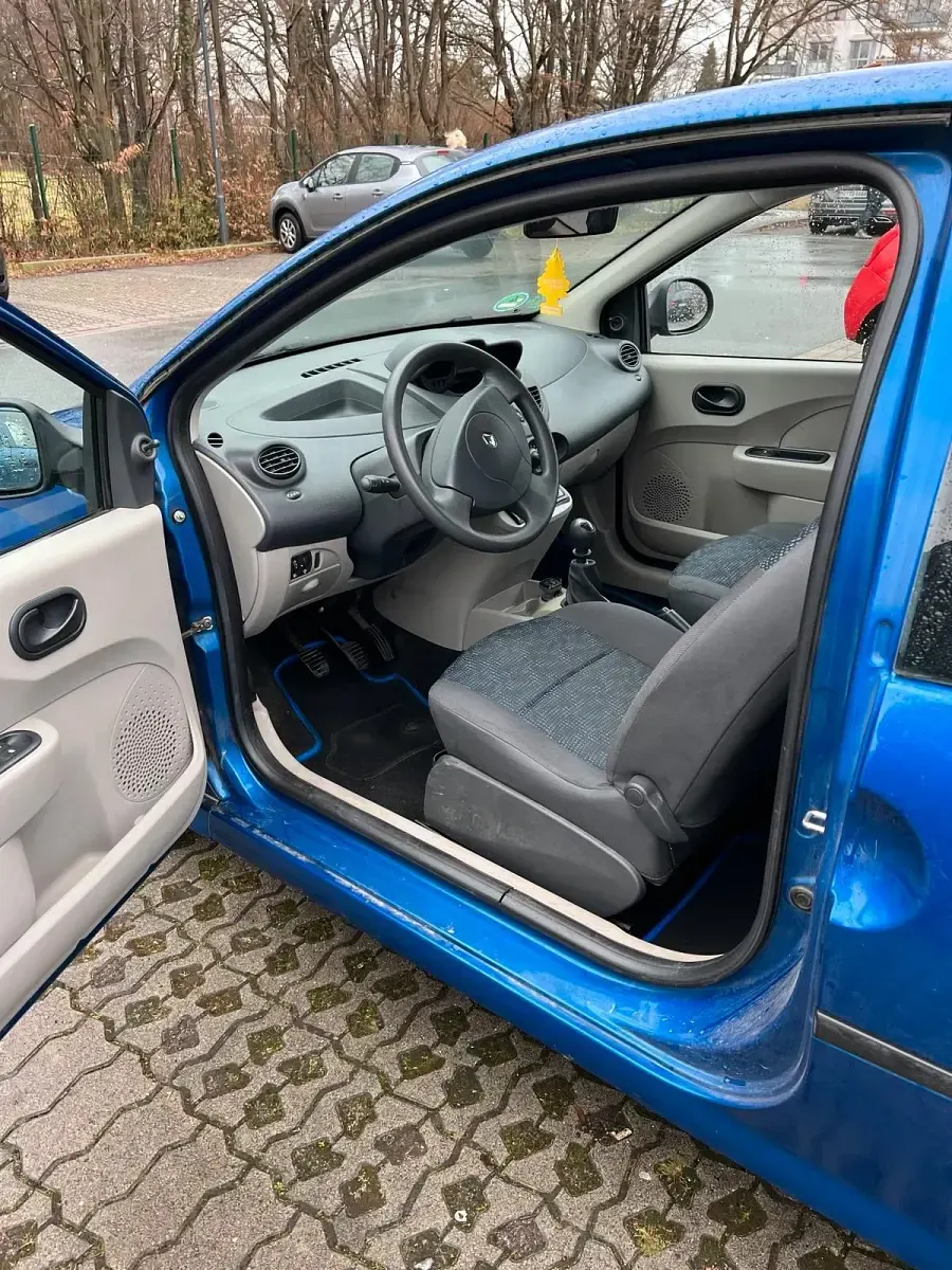 Gebraucht Renault Twingo 58 PS (42 kW) 2008 Blau Kleinwagen