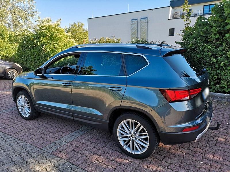 Gebraucht Seat Ateca XCELLENCE 150 PS (110 kW) 2019 Grau SUV