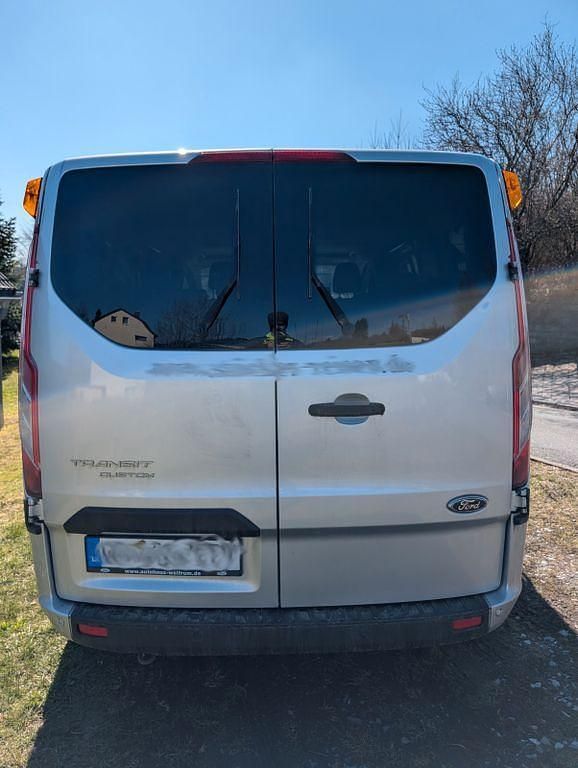 Second-hand Ford Transit Custom 132 CP (97 kW) 2019 Argintiu Monovolum