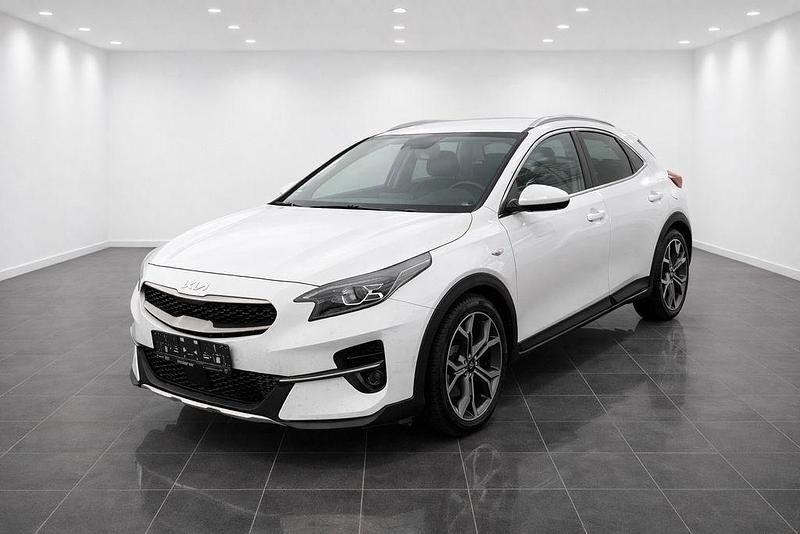 Gebraucht Kia XCeed 160 PS (117 kW) 2022 Weiß SUV