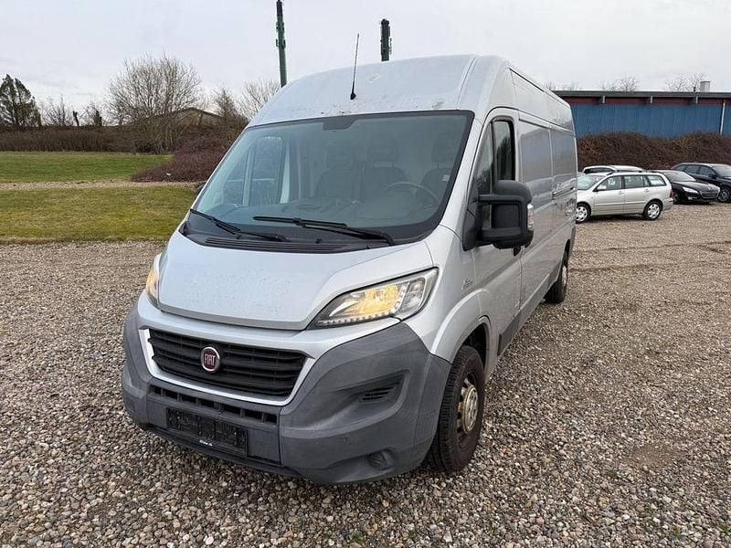 Gebraucht Fiat Ducato 131 PS (96 kW) 2015 Grau Van
