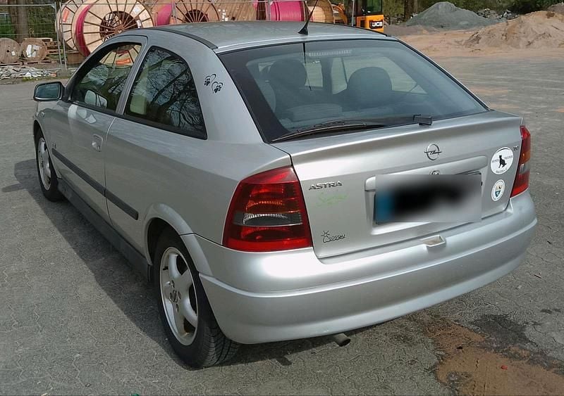 Gebraucht Opel Astra 84 PS (61 kW) 2003 Grau Limousine