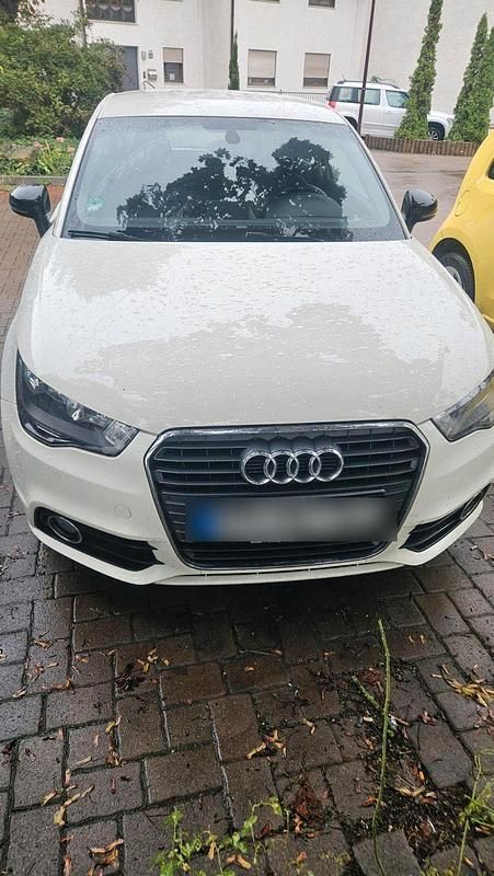 Gebraucht Audi A1 86 PS (63 kW) 2014 Weiß Kleinwagen