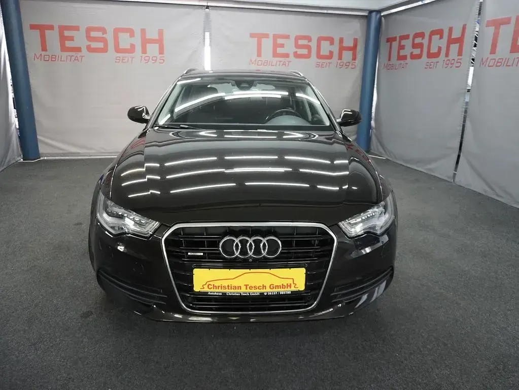 Gebraucht Audi A6 Comfort 245 PS (180 kW) 2012 Schwarz Kombi