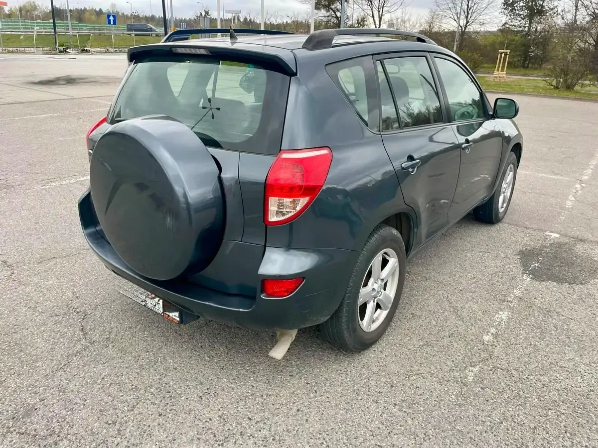 Gebraucht Toyota RAV4 152 PS (111 kW) 2007 Grau SUV