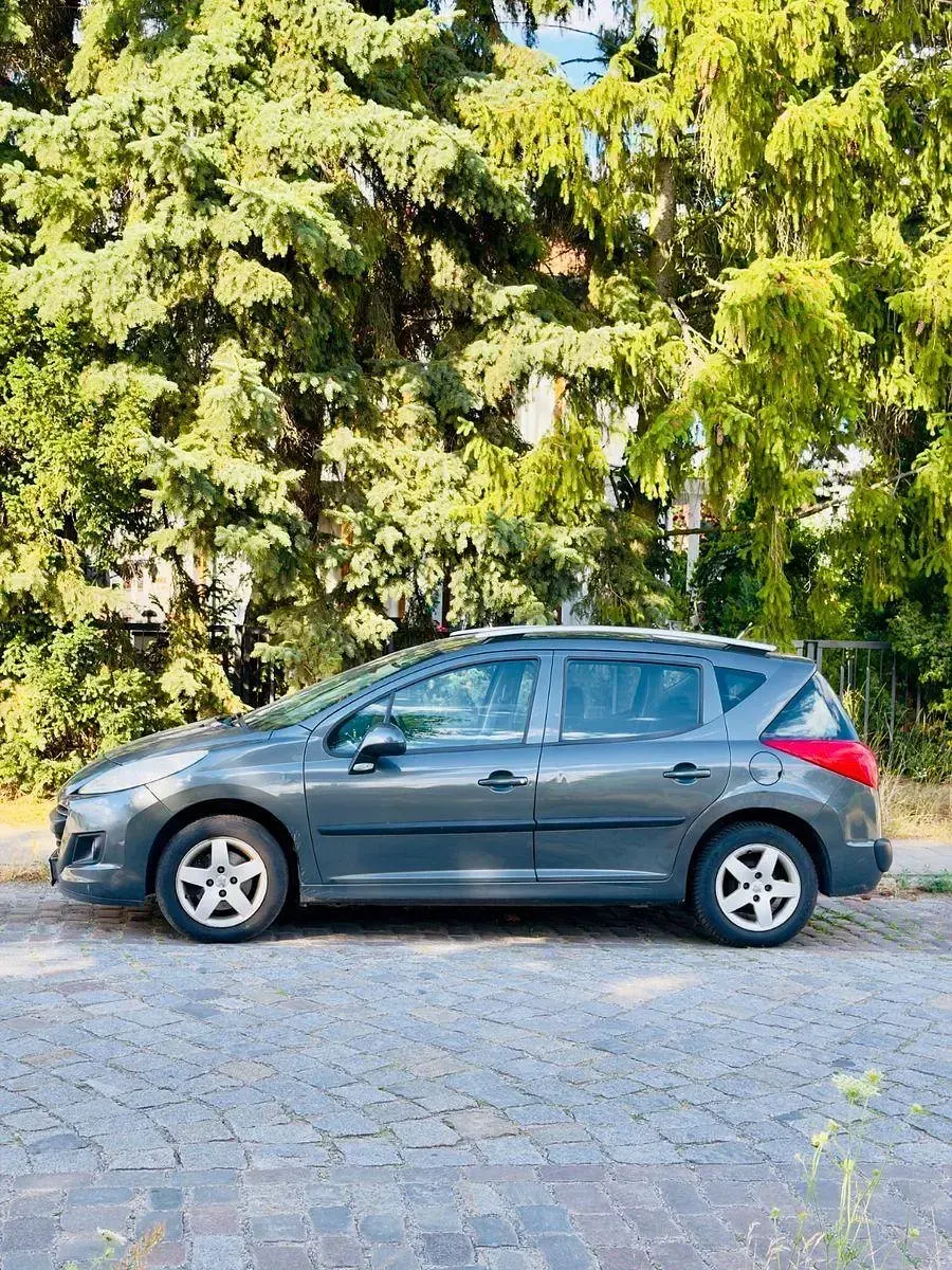 Gebraucht Peugeot 207 95 PS (69 kW) 2010 Grau Kombi