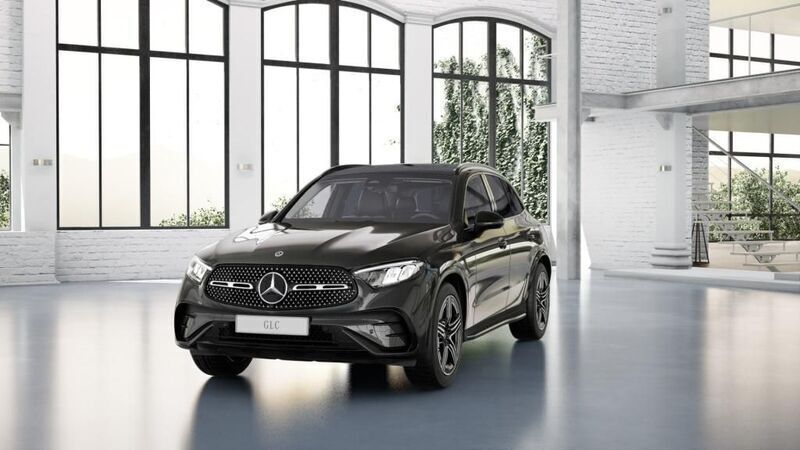 Metalliclack graphitgrau Gebraucht 2024 Mercedes GLC300 AMG SUV | 62.990 € (Fairer Preis) - Bild 1/4
