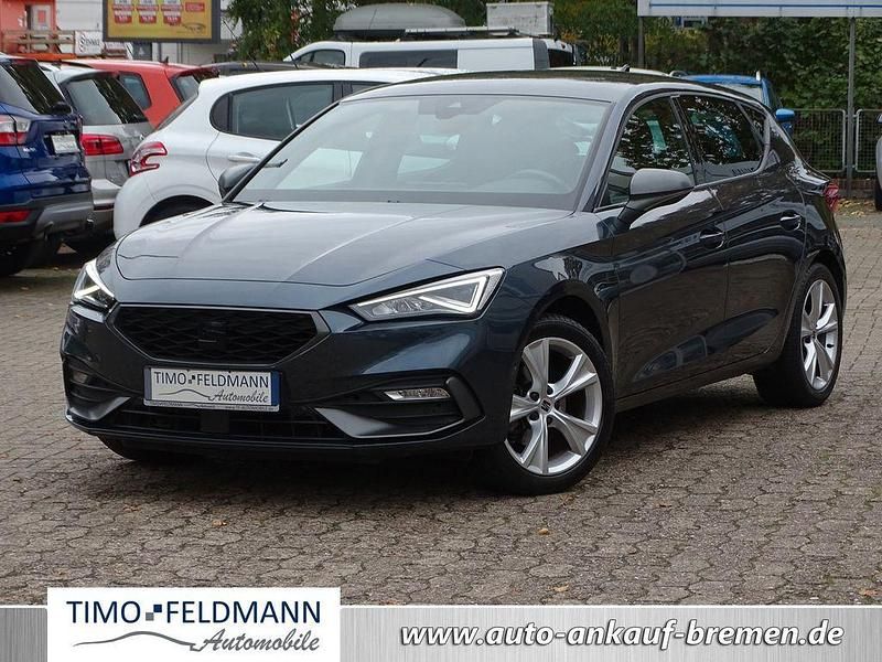 Magnetic tech grey (metallic) Gebraucht 2020 Seat Leon FR Limousine | 19.750 € (Fairer Preis) - Bild 1/4