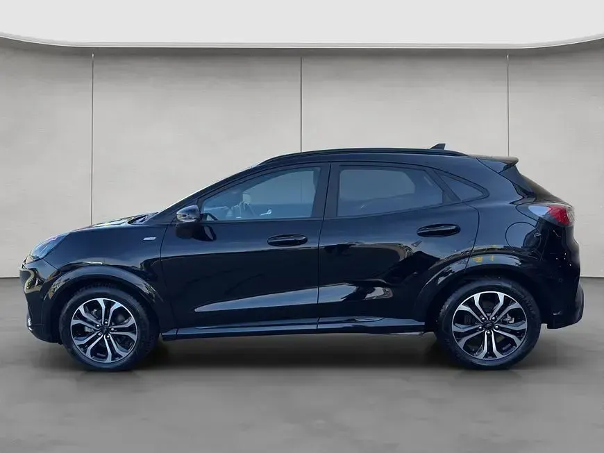 Gebraucht Ford Puma ST-Line X 155 PS (114 kW) 2024 Agate black metallic SUV