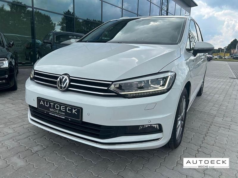 Gebraucht VW Touran 116 PS (85 kW) 2018 Weiß Van / Kleinbus