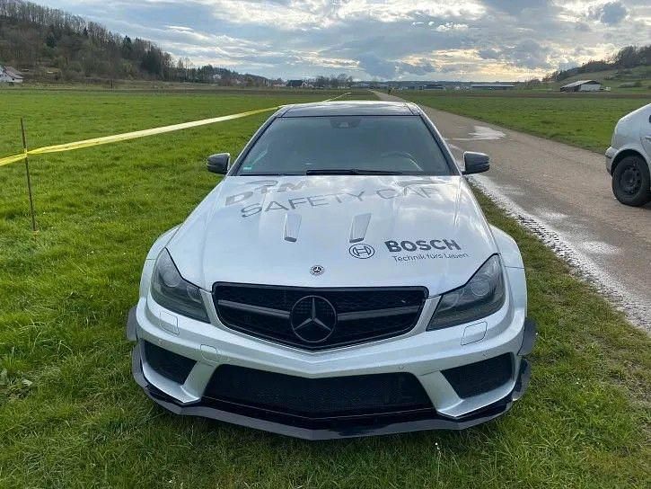 Gebraucht Mercedes C63 AMG AMG 517 PS (380 kW) 2012 Silber Coupé