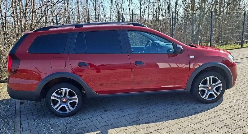 Gebraucht Dacia Logan MCV Stepway 90 PS (66 kW) 2020 Rot Kombi