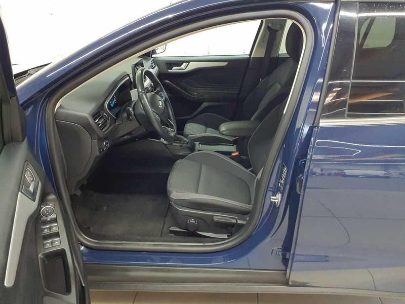 Gebraucht Ford Focus Cool & Connect 150 PS (110 kW) 2021 Blazer blau Kombi