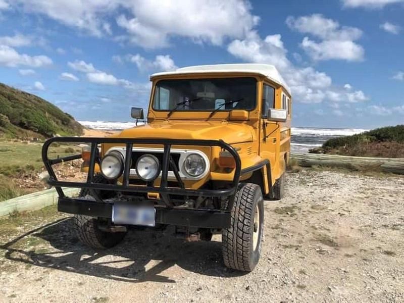 Gelb Gebraucht 1984 Toyota Land Cruiser SUV | 25.000 € - Bild 1/2