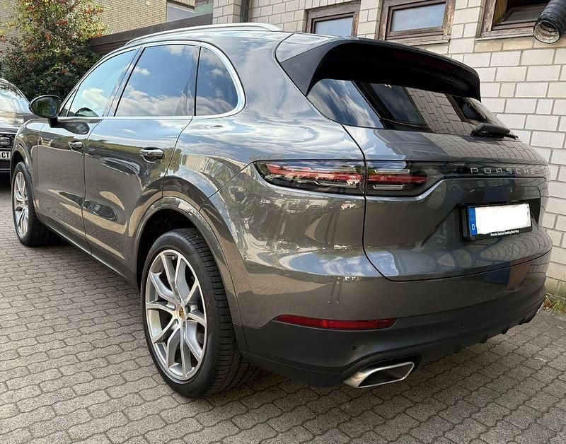 Second-hand Porsche Cayenne 340 CP (250 kW) 2019 Gri SUV
