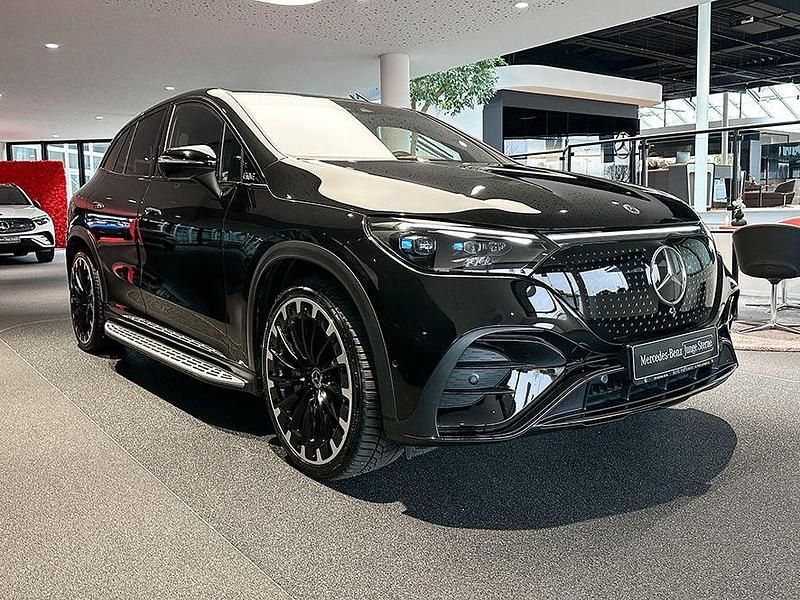 Gebraucht Mercedes EQE500 Night 300 kW (408 PS) 2023 Schwarz SUV