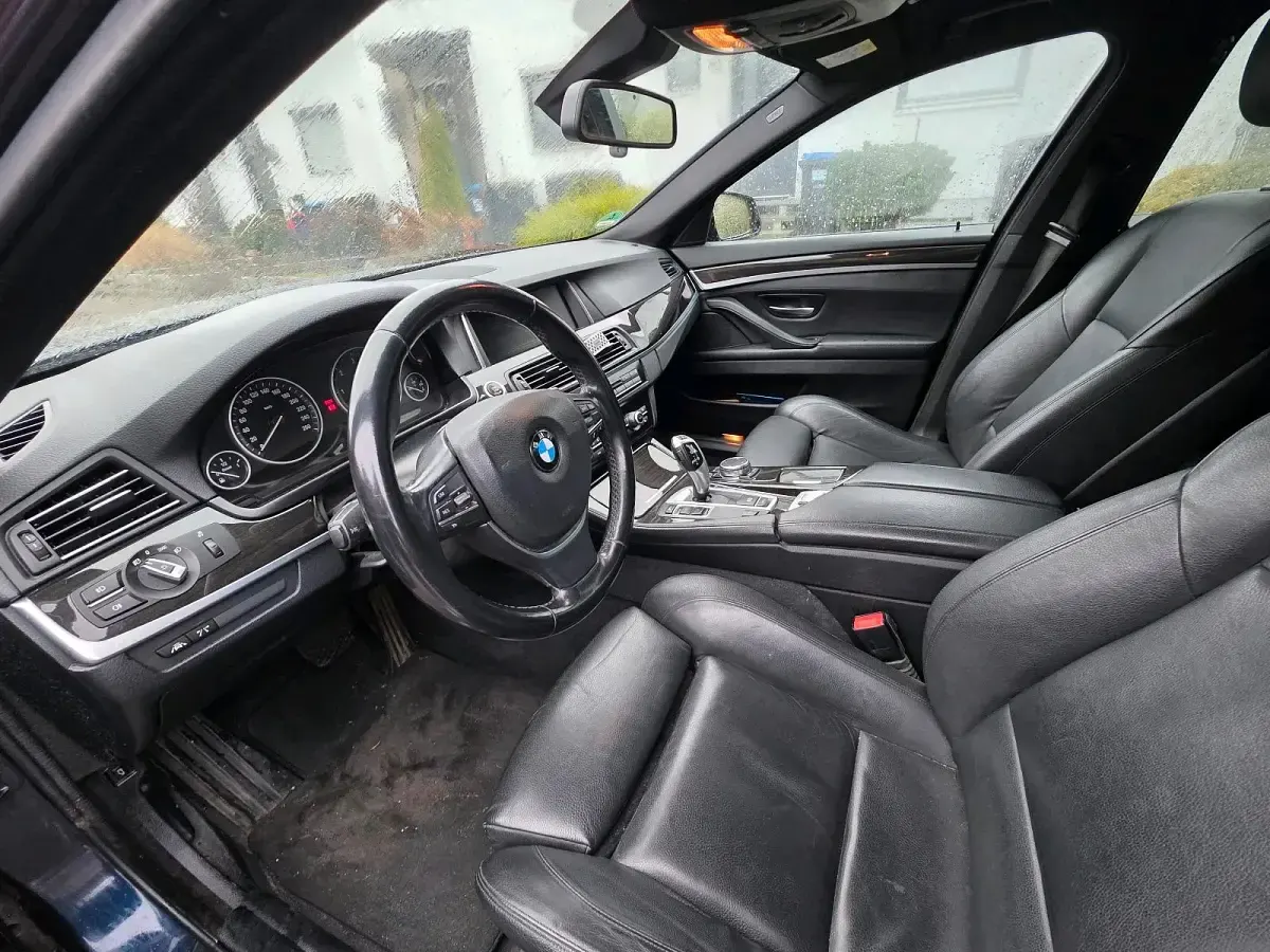 Gebraucht BMW 520 190 PS (139 kW) 2016 Blau Kombi