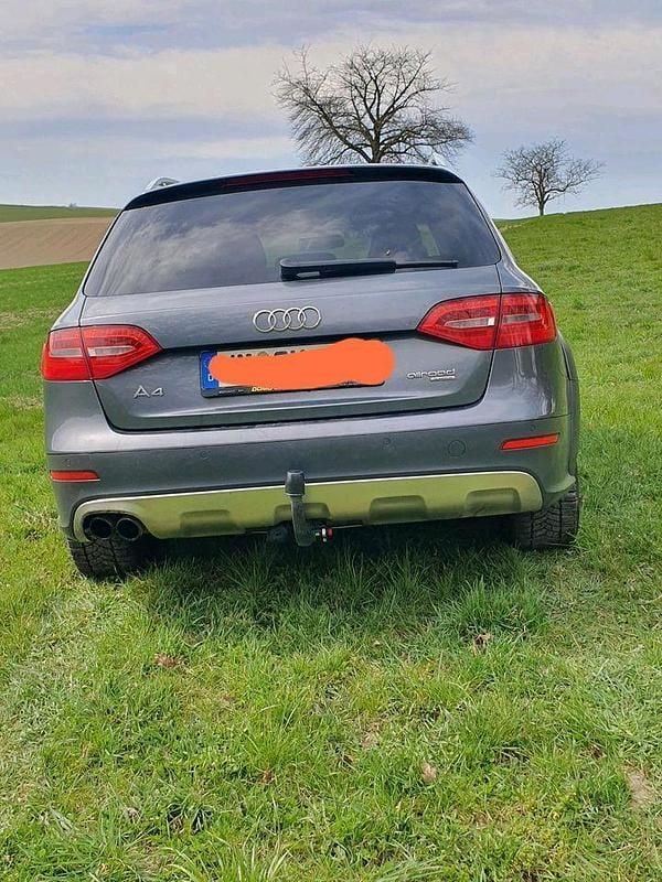 Gebraucht Audi A4 170 PS (125 kW) 2012 Grau Limousine