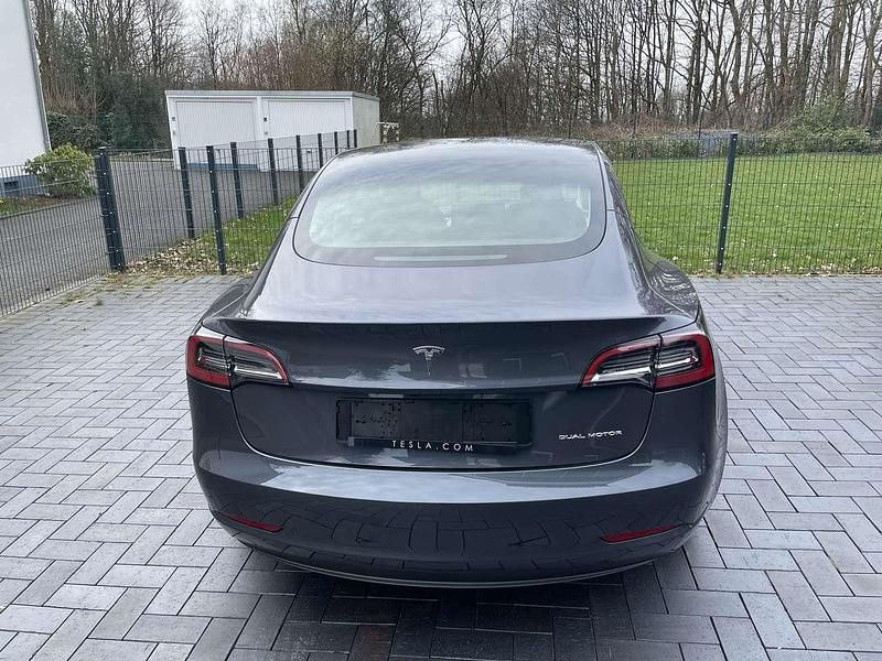 Gebraucht Tesla Model 3 366 kW (498 PS) 2023 Silber Limousine