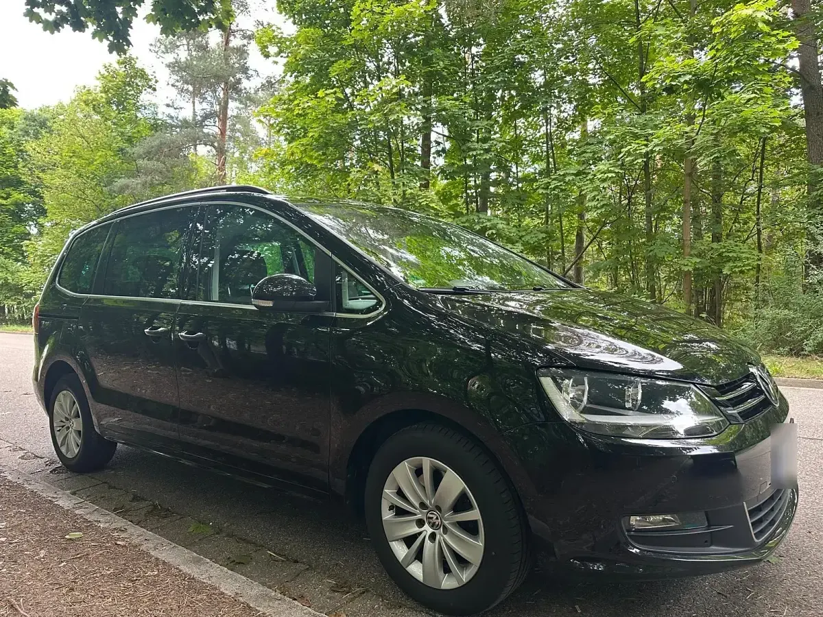 Gebraucht VW Sharan 140 PS (102 kW) 2015 Schwarz Van / Kleinbus