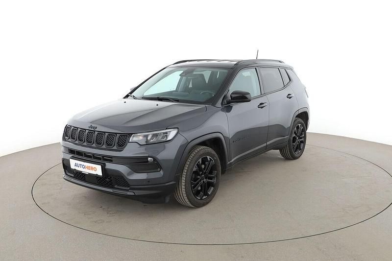 Second-hand Jeep Compass Night Eagle 129 CP (94 kW) 2024 Gri SUV
