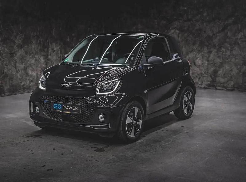 Schwarz Gebraucht 2023 Smart ForTwo Coupé Passion Exclusive Coupé | 17.555 € (Fairer Preis) - Bild 1/4