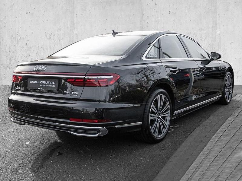 Gebraucht Audi A8 Ambiente 340 PS (250 kW) 2022 Vesuvgrau (metallic) Limousine