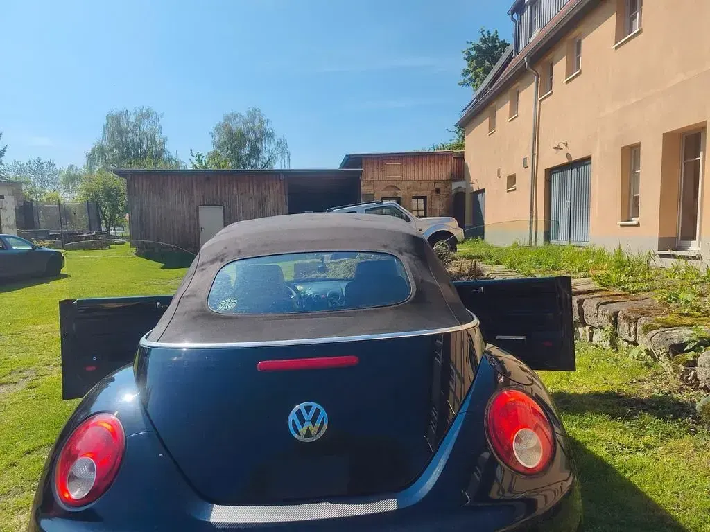 Gebraucht VW Beetle Cabriolet 105 PS (77 kW) 2008 Schwarz Cabrio