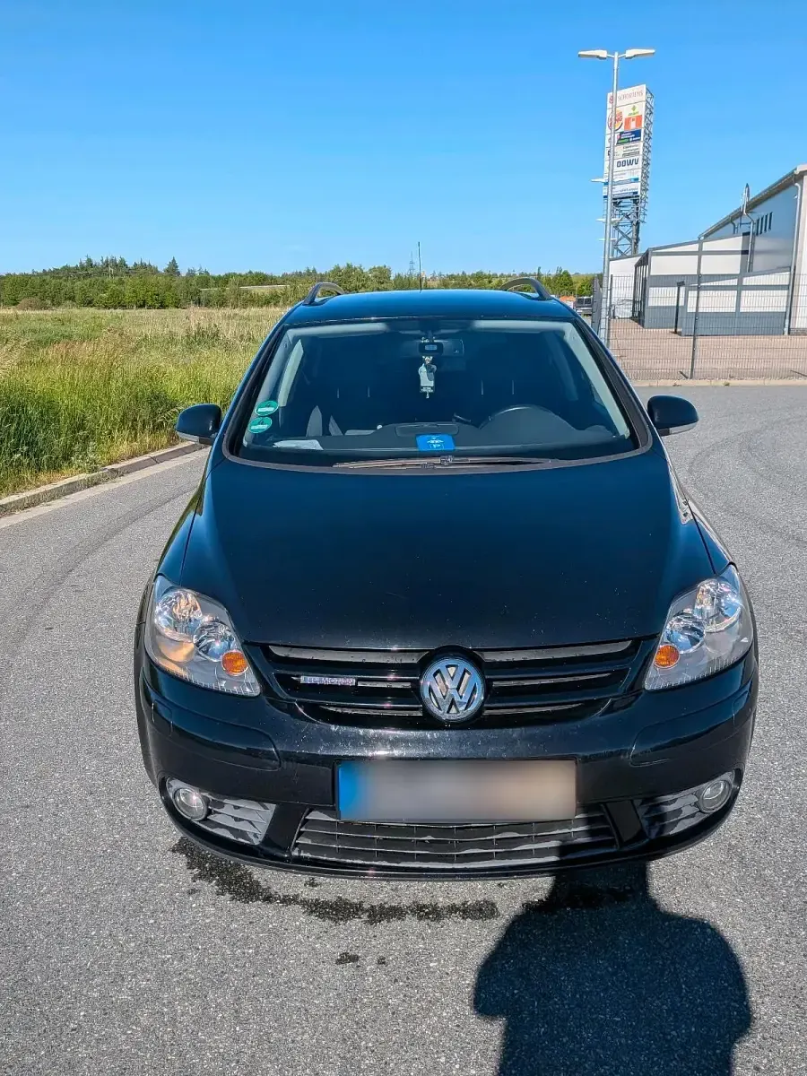 Gebraucht VW Golf V 105 PS (77 kW) 2008 Schwarz Kombi