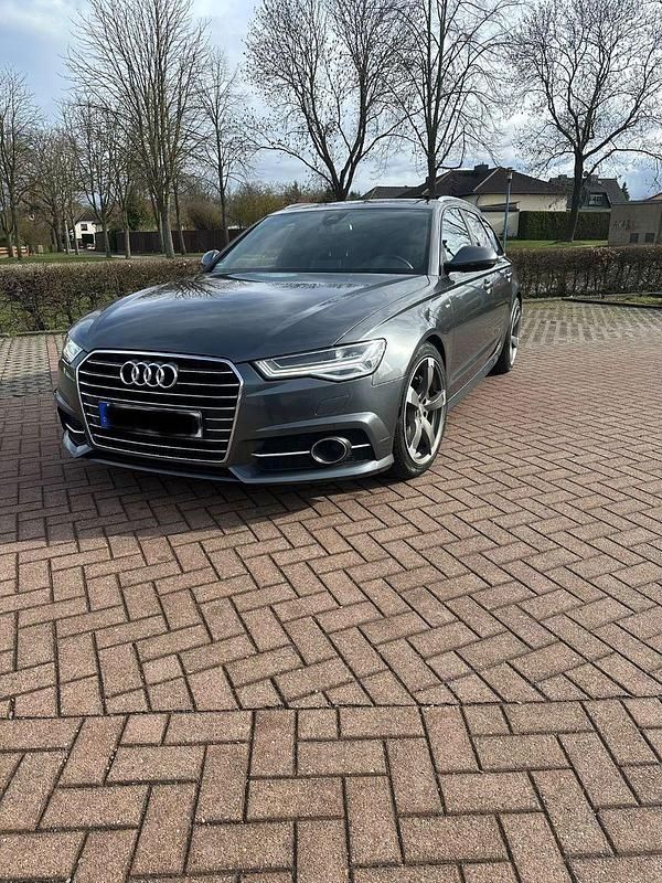 Gebraucht Audi A6 Ambiente 272 PS (200 kW) 2015 Grau Kombi
