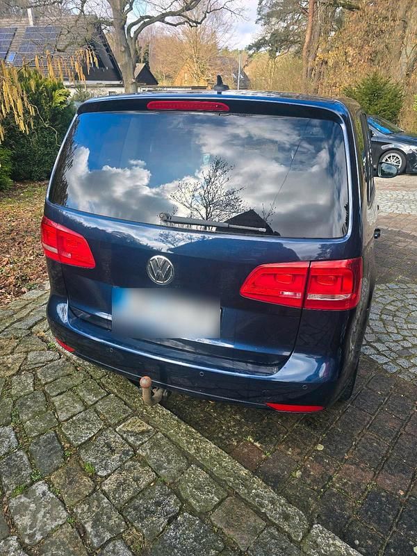 Gebraucht VW Touran 140 PS (102 kW) 2013 Blau Van / Kleinbus