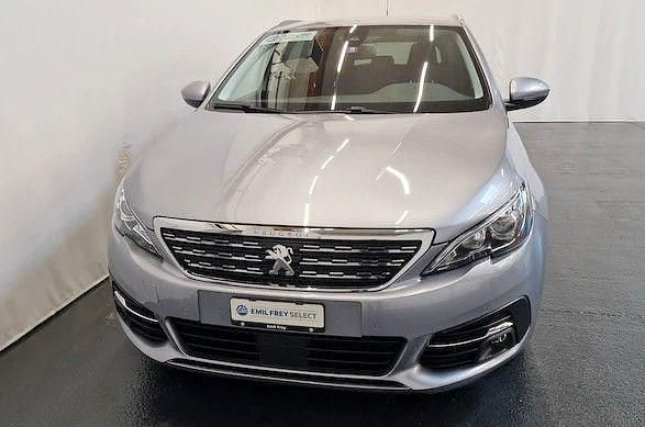 Gebraucht Peugeot 308 SW GT 131 PS (96 kW) 2021 Grau Kombi