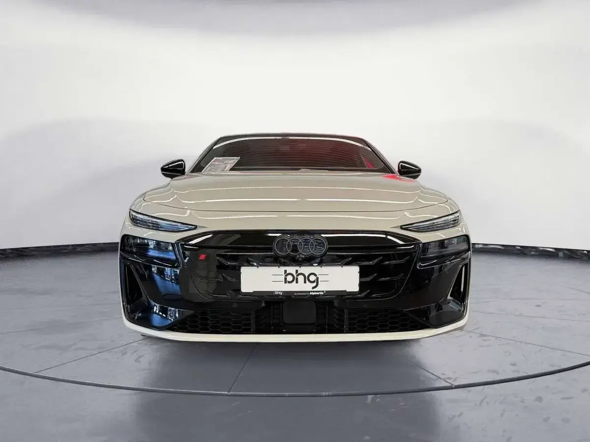 Neu Audi S6 e-tron Advanced 369 kW (503 PS) 2026 Beige Limousine