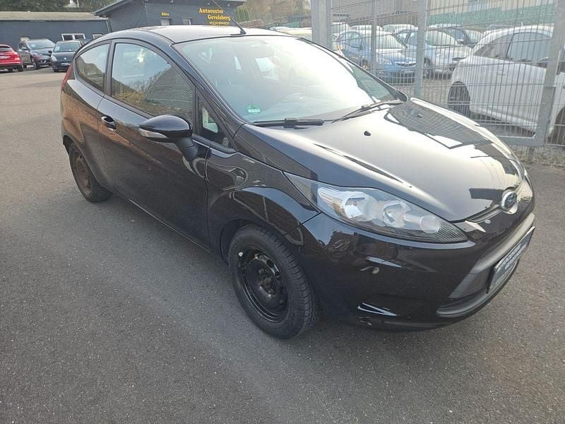 Gebraucht Ford Fiesta Trend 97 PS (71 kW) 2009 Kleinwagen