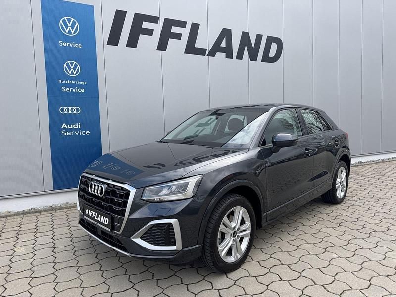 Grau Gebraucht 2022 Audi Q2 Advanced SUV | 22.990 € (Fairer Preis) - Bild 1/4