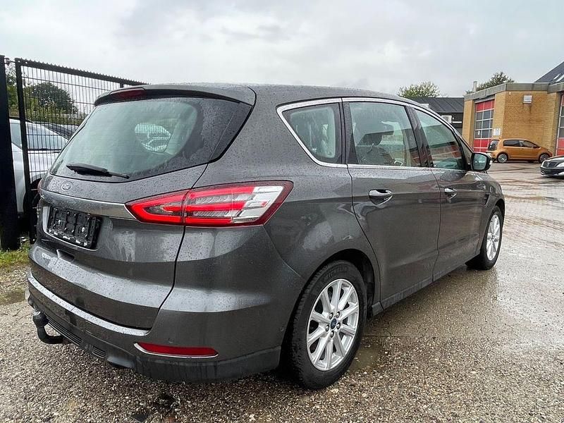 Gebraucht Ford S-MAX S 160 PS (117 kW) 2016 Grau Van / Kleinbus