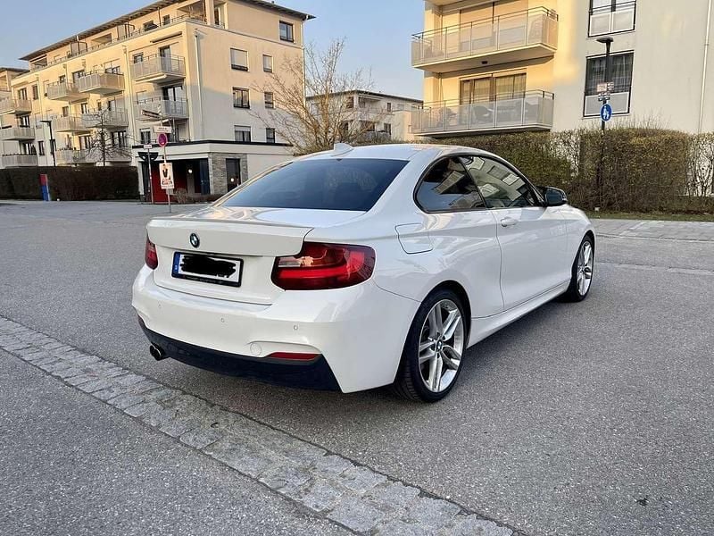 Gebraucht BMW 230 M Sport 252 PS (185 kW) 2017 Weiß Coupé