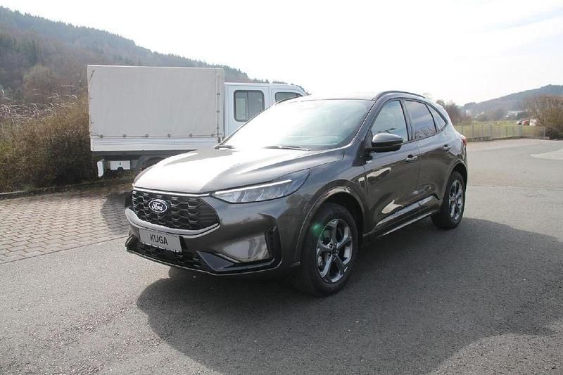 Neu Ford Kuga ST-Line 152 PS (111 kW) 2026 Other SUV