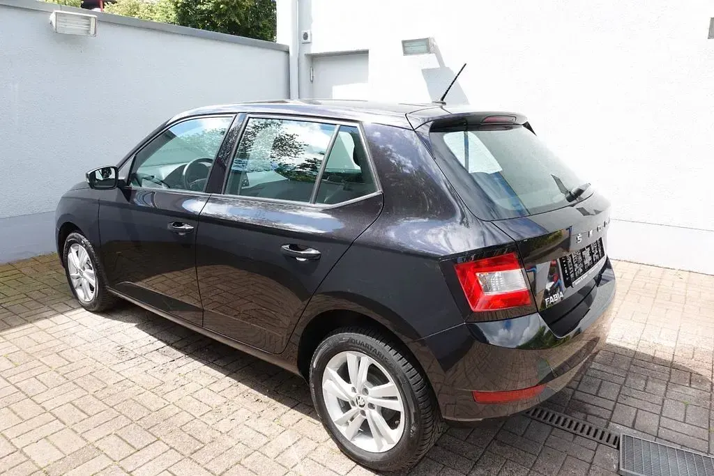 Gebraucht Skoda Fabia Ambition 95 PS (69 kW) 2019 Schwarz Kleinwagen