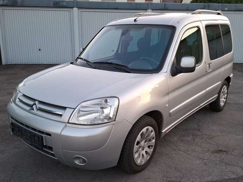 Gris aluminium Gebraucht 2008 Citroën Berlingo Exclusive Van / Kleinbus | 2.999 € (Guter Preis) - Bild 1/4