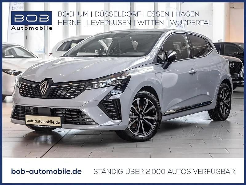 Grau Gebraucht 2025 Renault Clio V Techno Limousine | 17.887 € (Fairer Preis) - Bild 1/3
