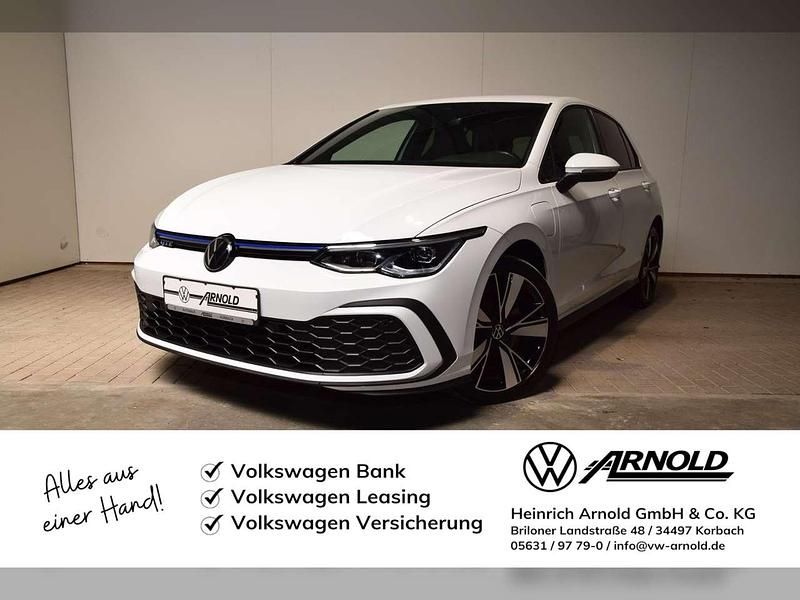 Pure white Gebraucht 2022 VW Golf GTE Limousine | 25.390 € (Fairer Preis) - Bild 1/4