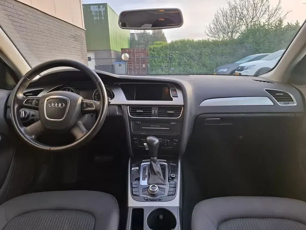 Gebraucht Audi A4 160 PS (117 kW) 2009 Grau Kombi