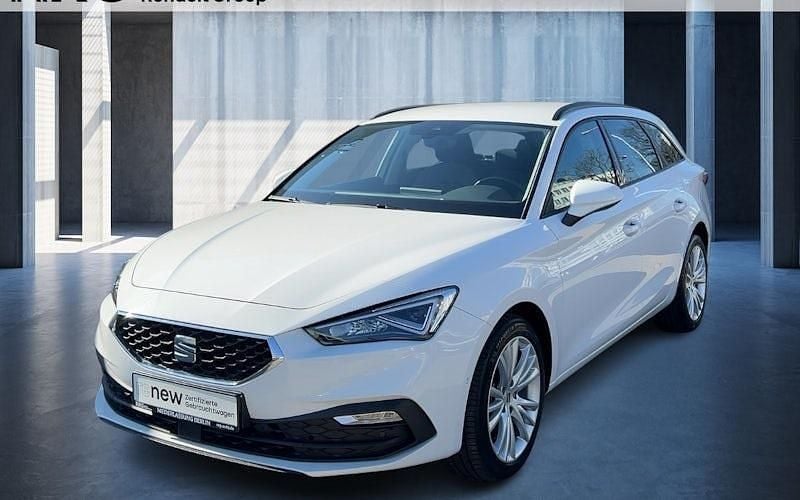 Weiß Gebraucht 2024 Seat Leon ST Style Kombi | 23.890 € (Superpreis) - Bild 1/4