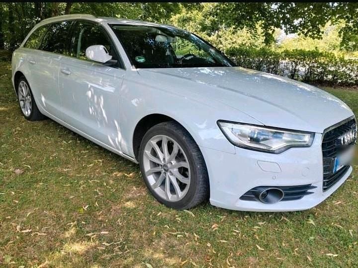 Gebraucht Audi A6 177 PS (130 kW) 2012 Weiß Kombi