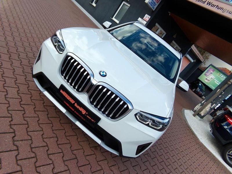Weiß Gebraucht 2022 BMW X3 Sport Line SUV | 37.973 € (Guter Preis) - Bild 1/4